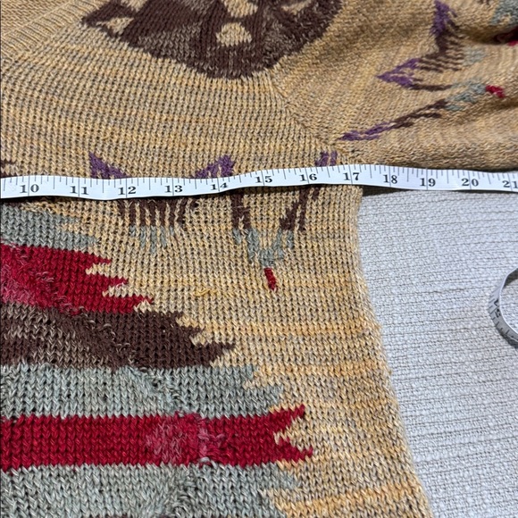 Ralph Lauren Gold and Brown linen, cotton and silk blend  V-Neck Sweater - Picture 8 of 9